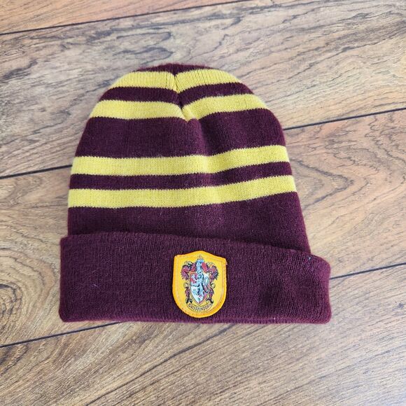 Harry Potter Gryffindor House Crest Striped Knit Cuff Beanie Hat Cap Adult OSFM - Picture 1 of 4